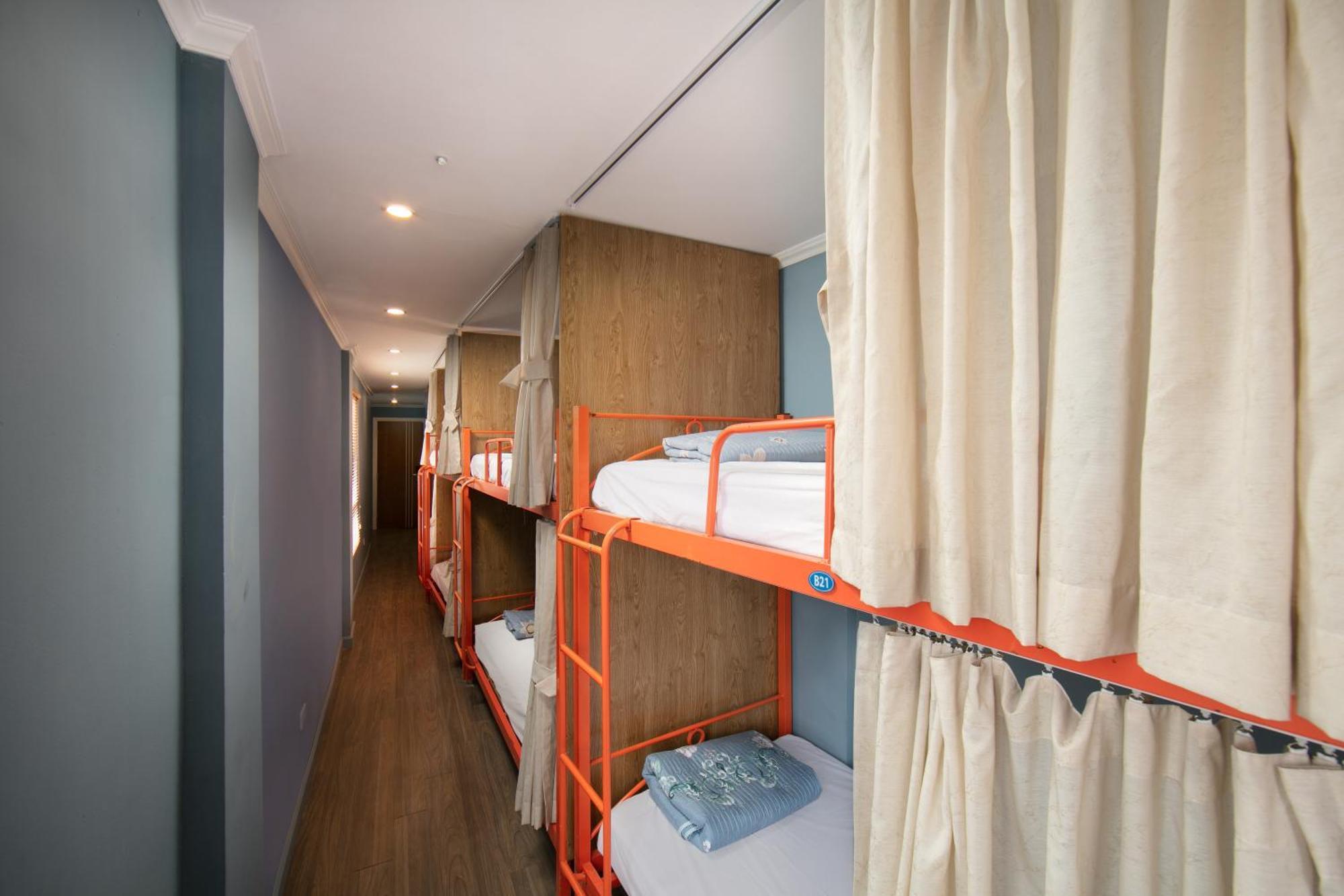 Hanoi Backpackers Hostel & Rooftop Bar Экстерьер фото